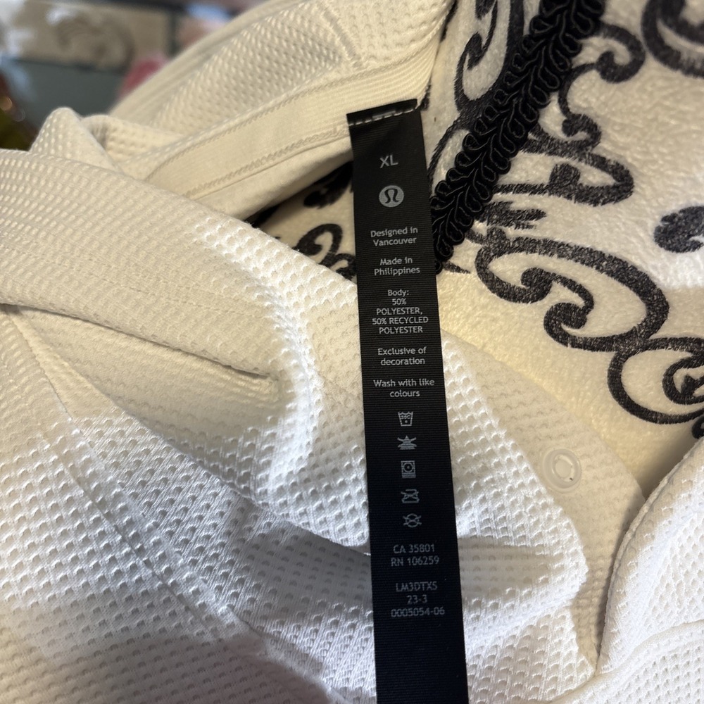 lululemon athletica Cream Waffle-Knit Hooded Pullover - Picture 8 of 8